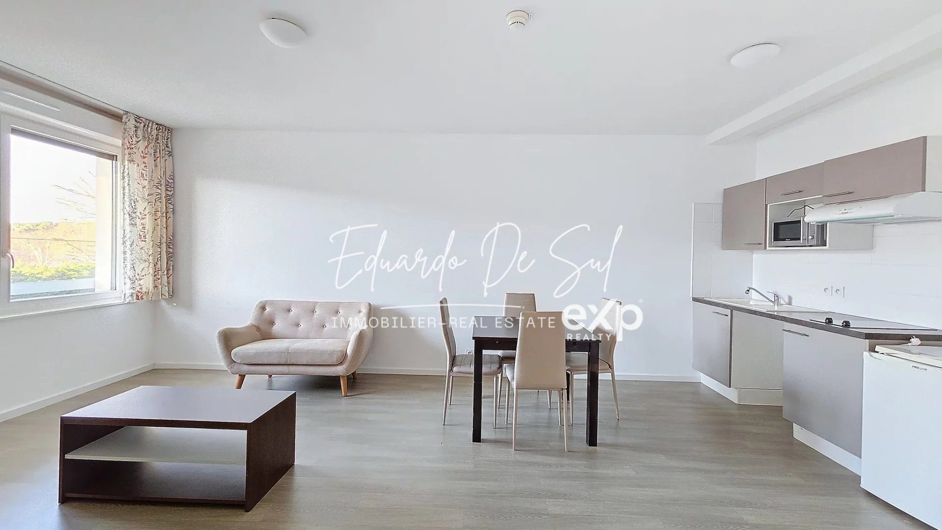 2-Room Apartment SOLD LEASED (Total Rent Received: 900€/month CC) 3