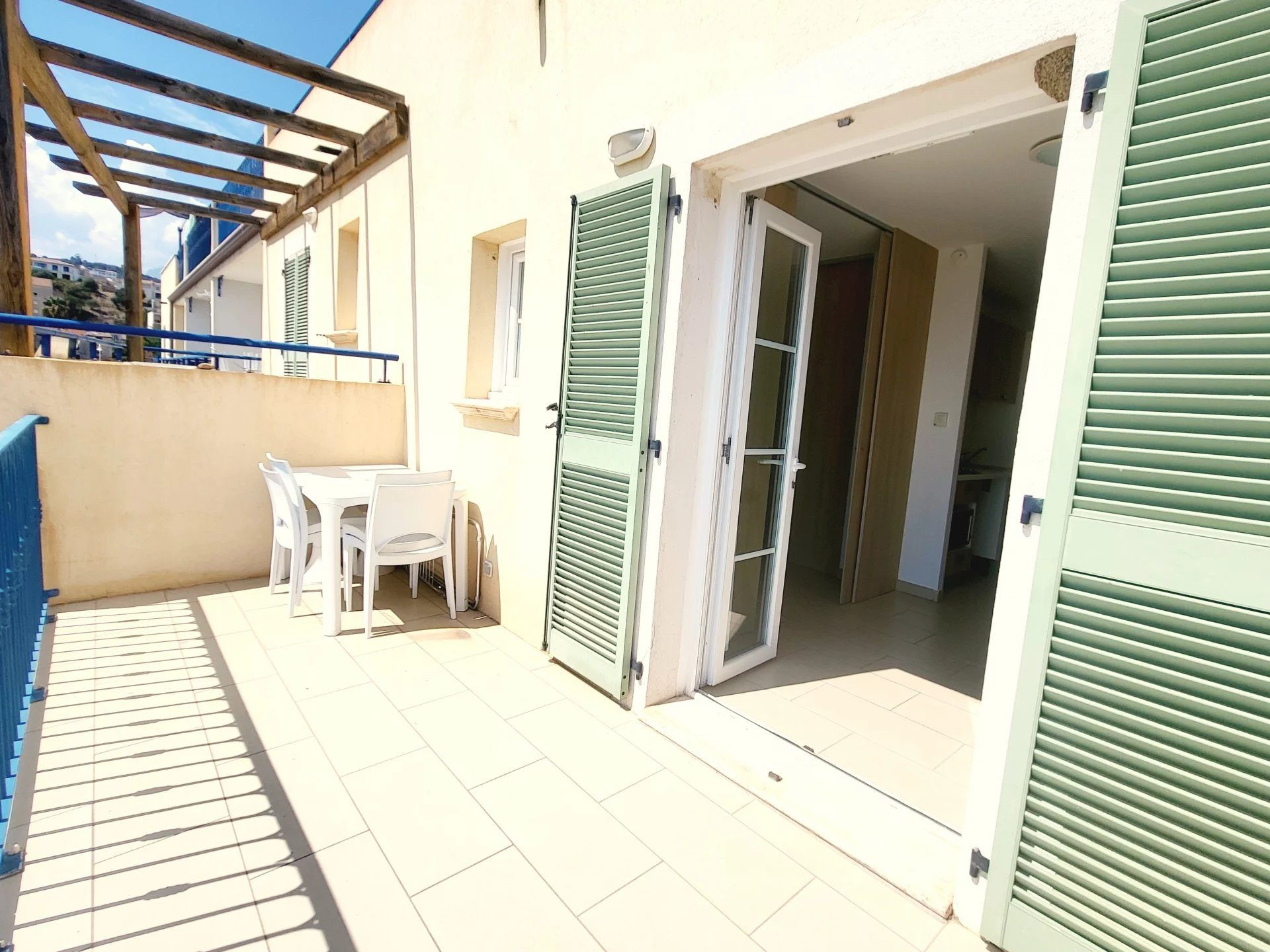 Apartment for sale in Sari-Solenzara, 40 m²