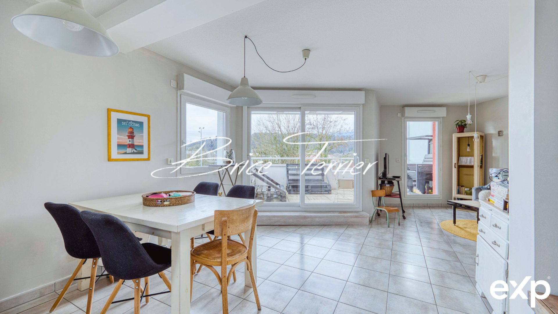 Appartement 5 pièces 93 m² · à Rumilly · 93 m² · 299 000 €