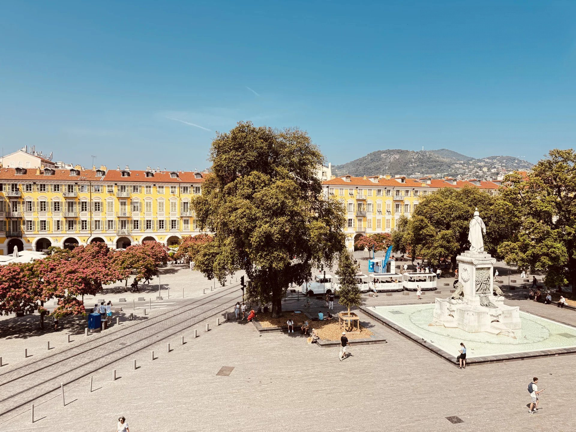Appartement à vendre à Nice, 120 m²