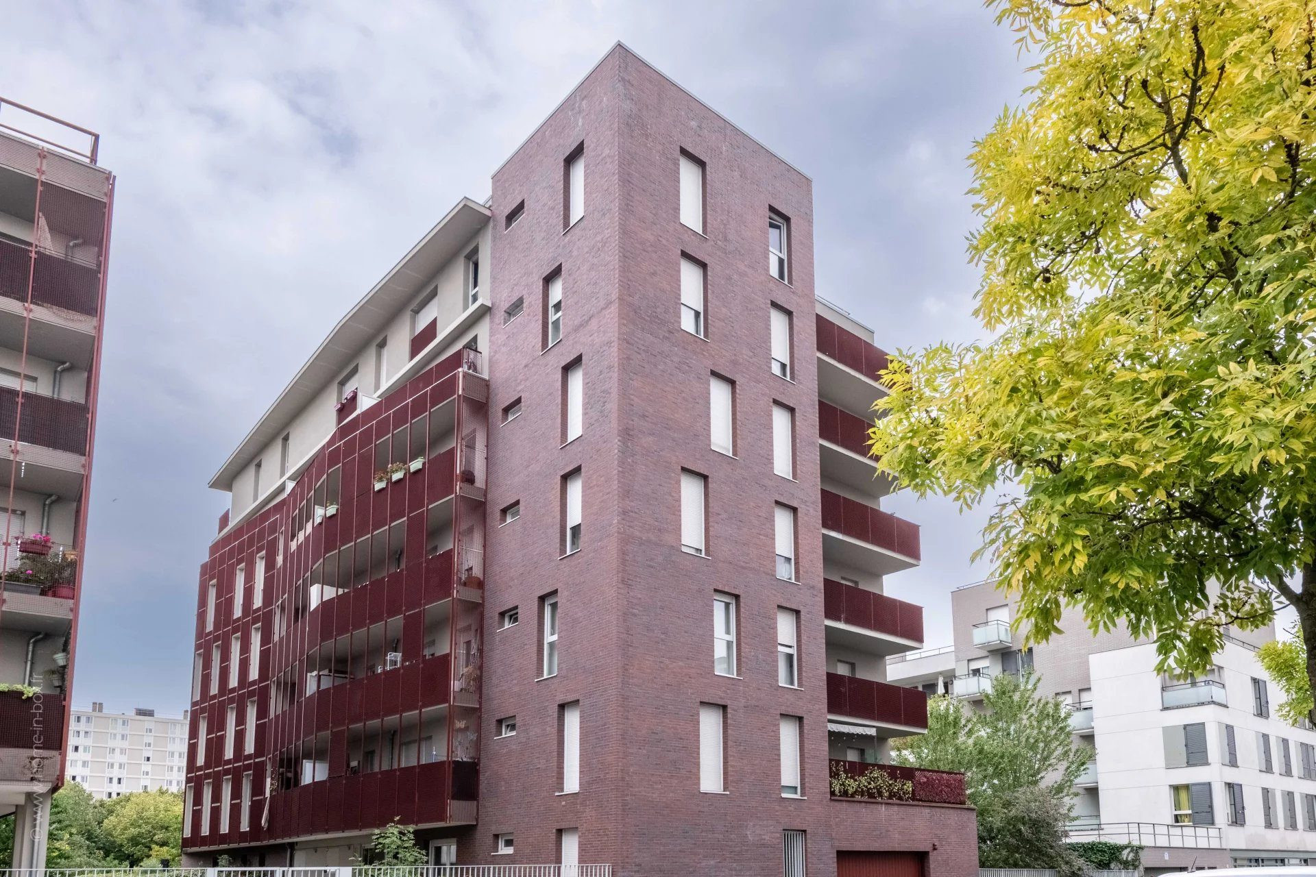 Orly – Appartement 2 pièces lumineux de 48,88 m² (DPE B)