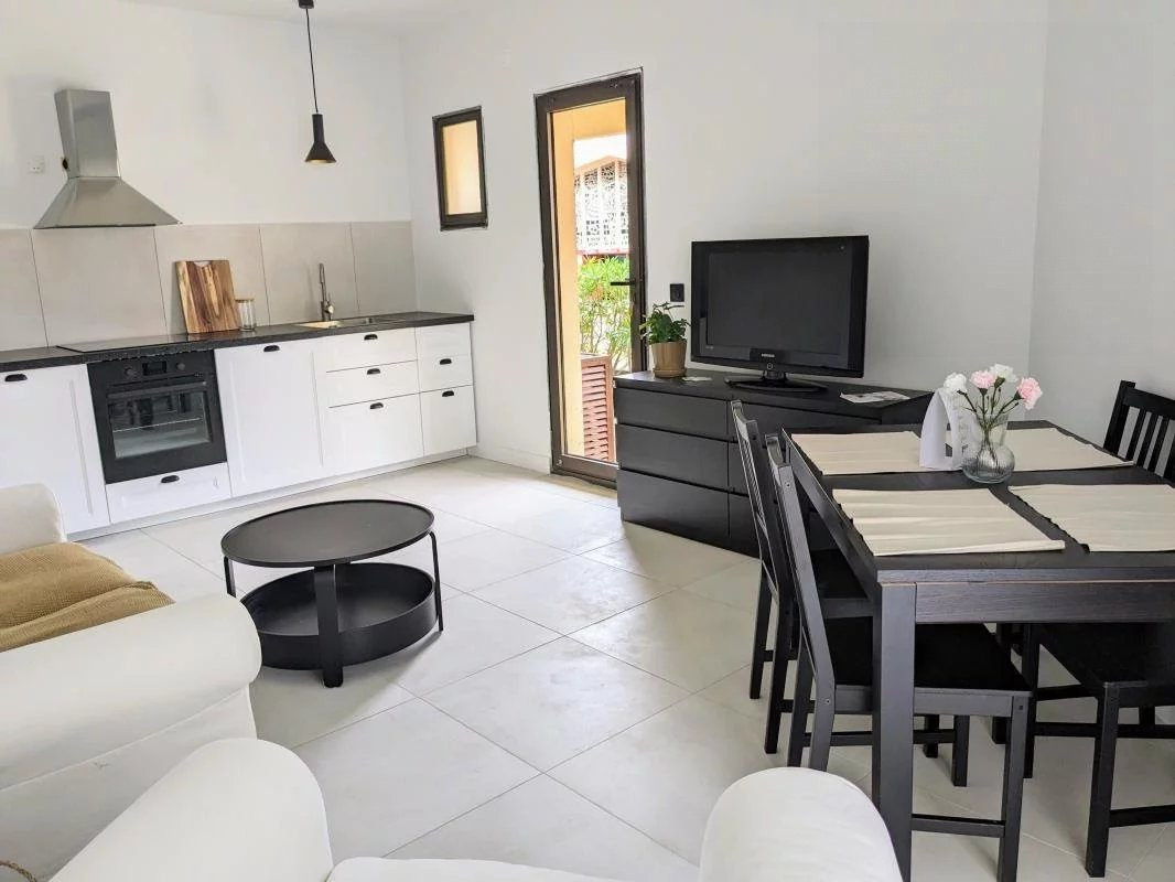 FRÉJUS - Beach T3 - 42 m² 3