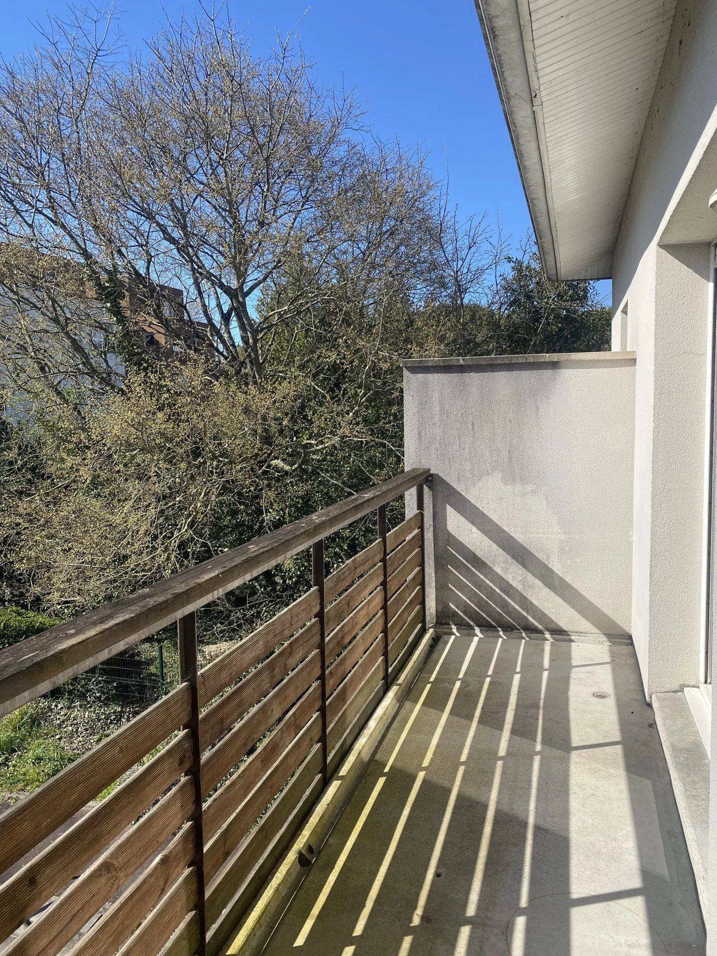 Appartement T2 avec balcon et parking – Calme – Proche Bordeaux