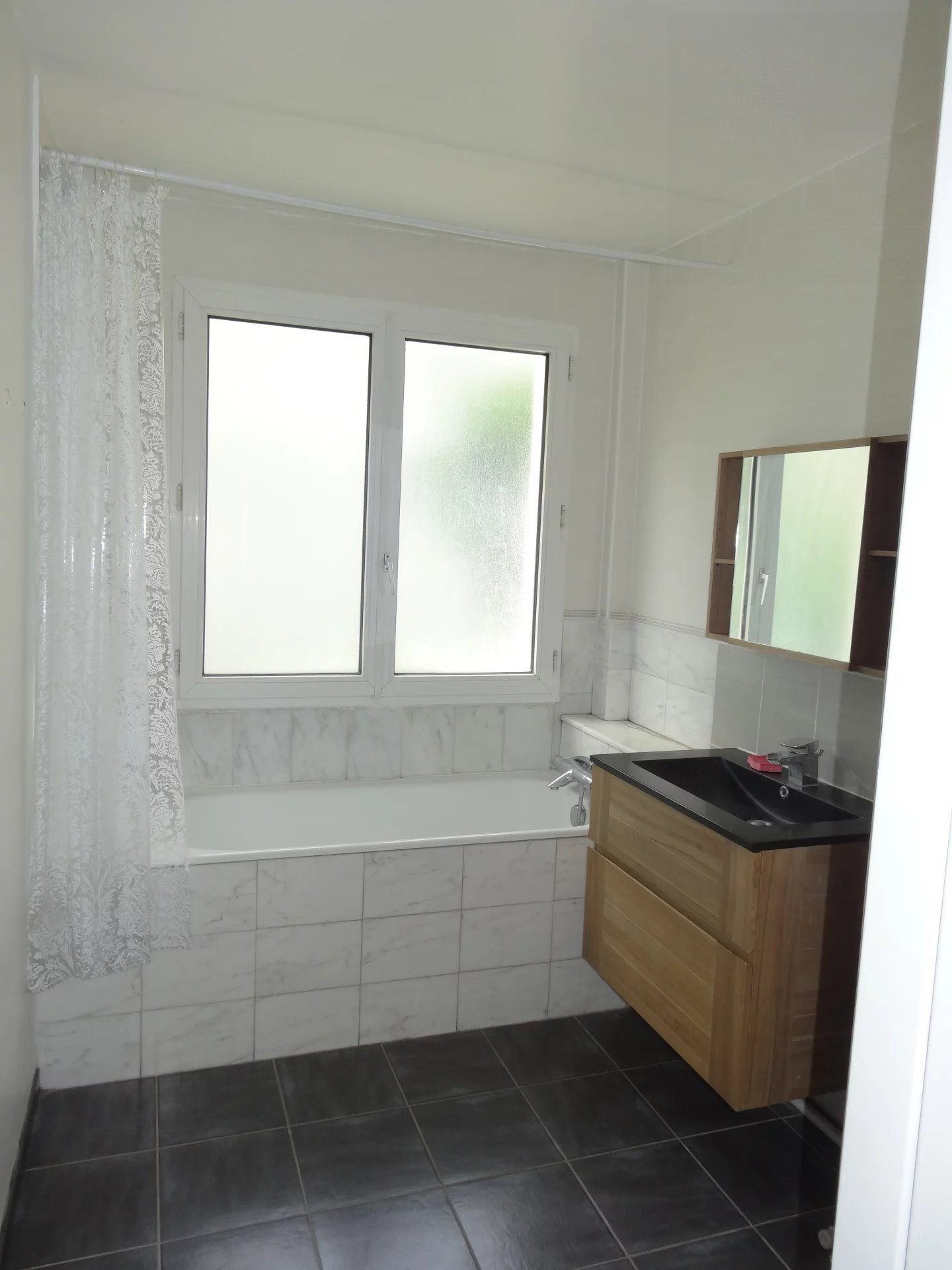 Appartement 4 pièces 84 m² · à Garches · 84 m² · 435 000 €