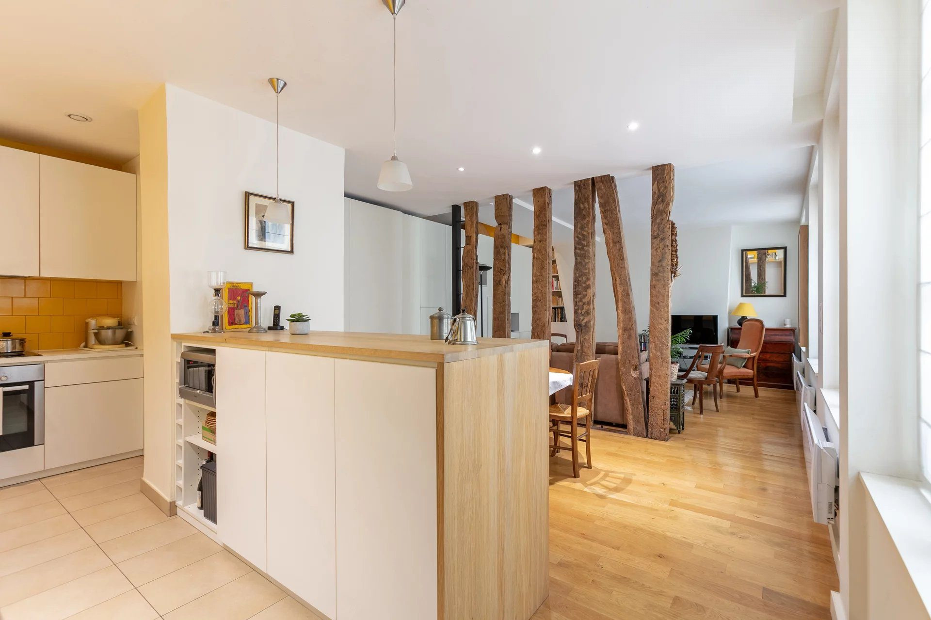 Apartment for sale in Paris, 101 m²
