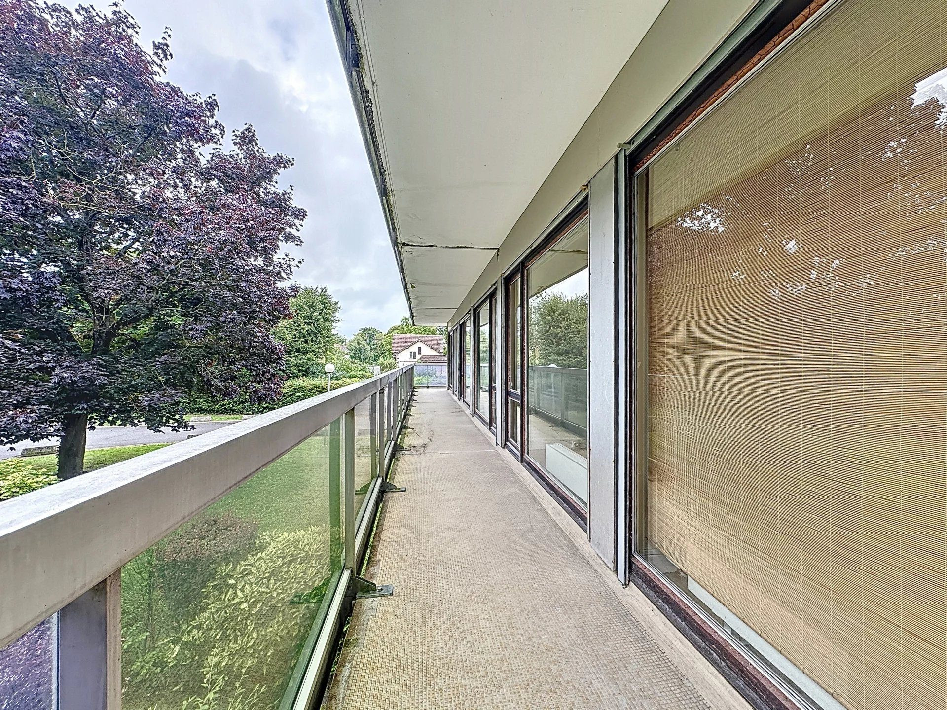 Appartement 5 pièces 110m2 à Chantilly proche gare
