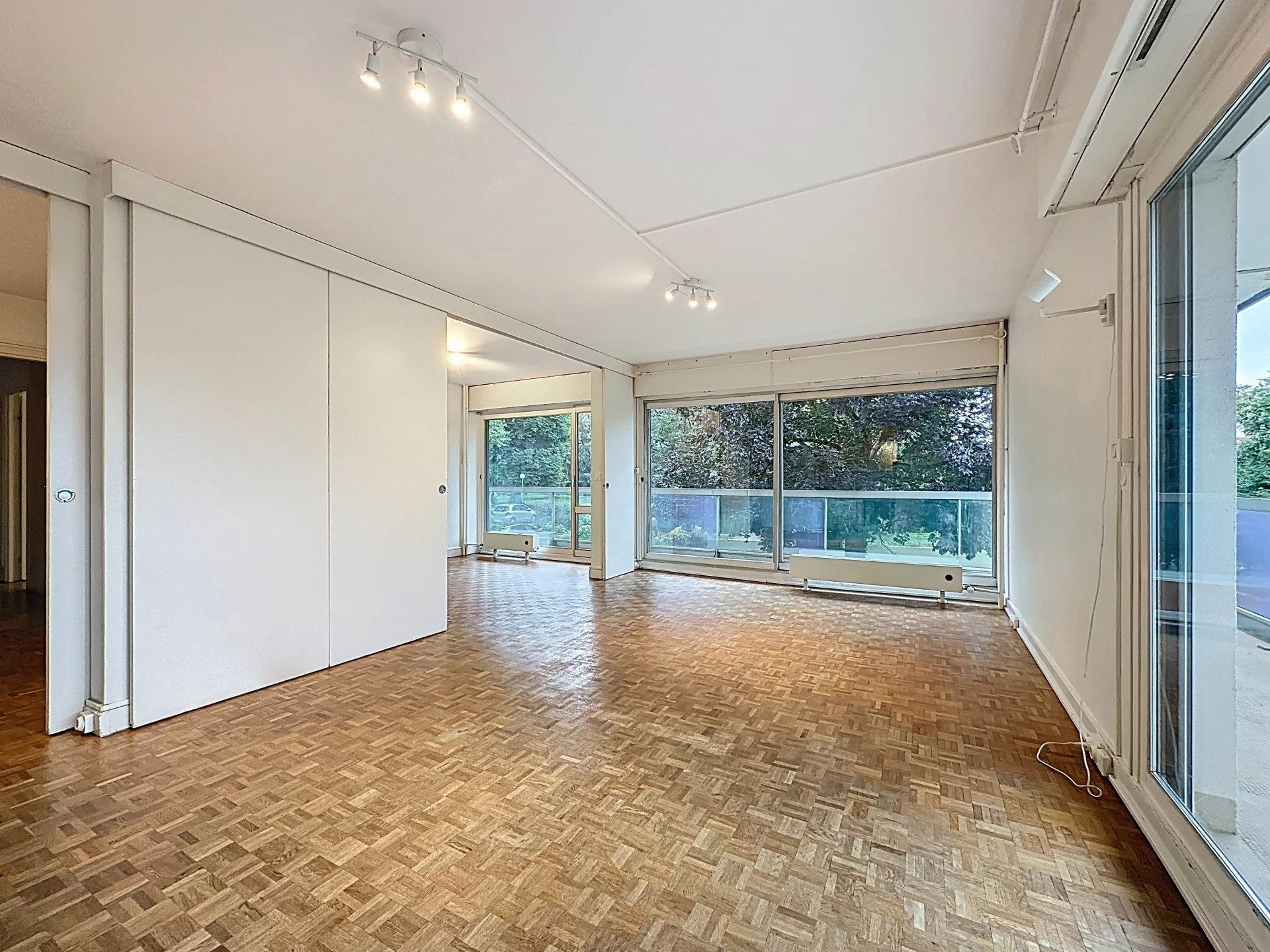 Appartement 5 pièces 110m2 à Chantilly proche gare