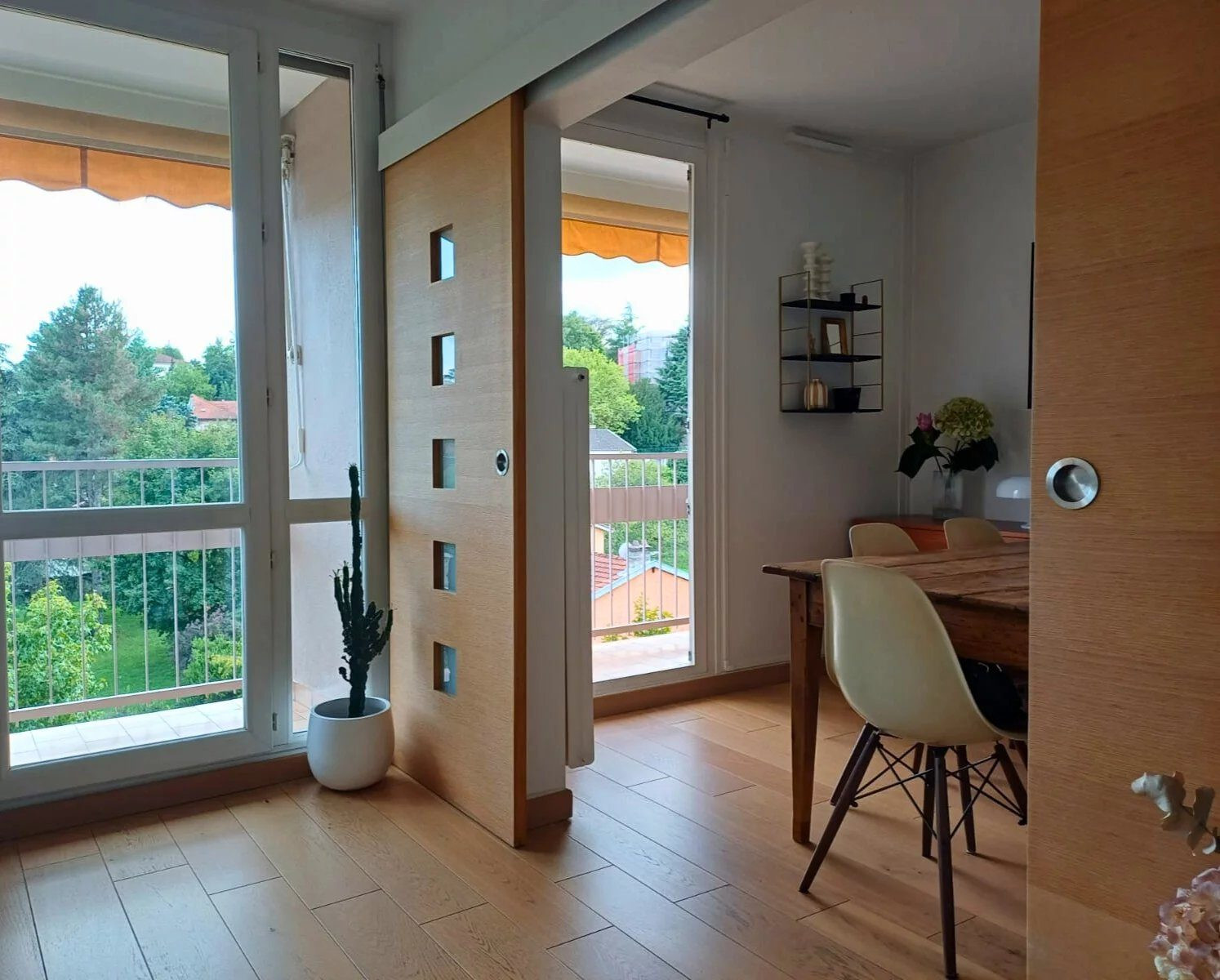 Bright and Carefully Renovated Apartment – 83 m² of Well-being at Les Célestins 4