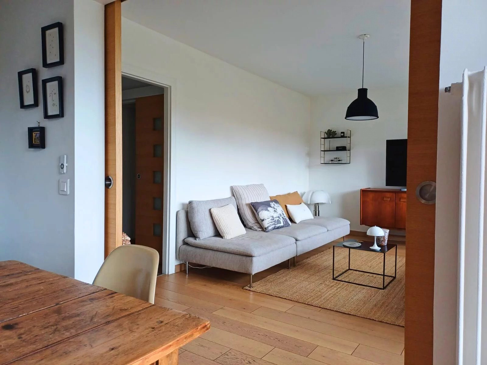 Bright and Carefully Renovated Apartment – 83 m² of Well-being at Les Célestins 5