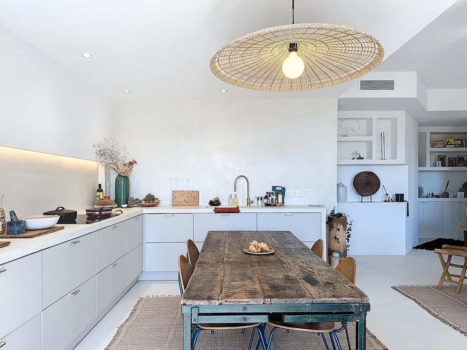 Two-bedroom apartment with terrace and open views 5