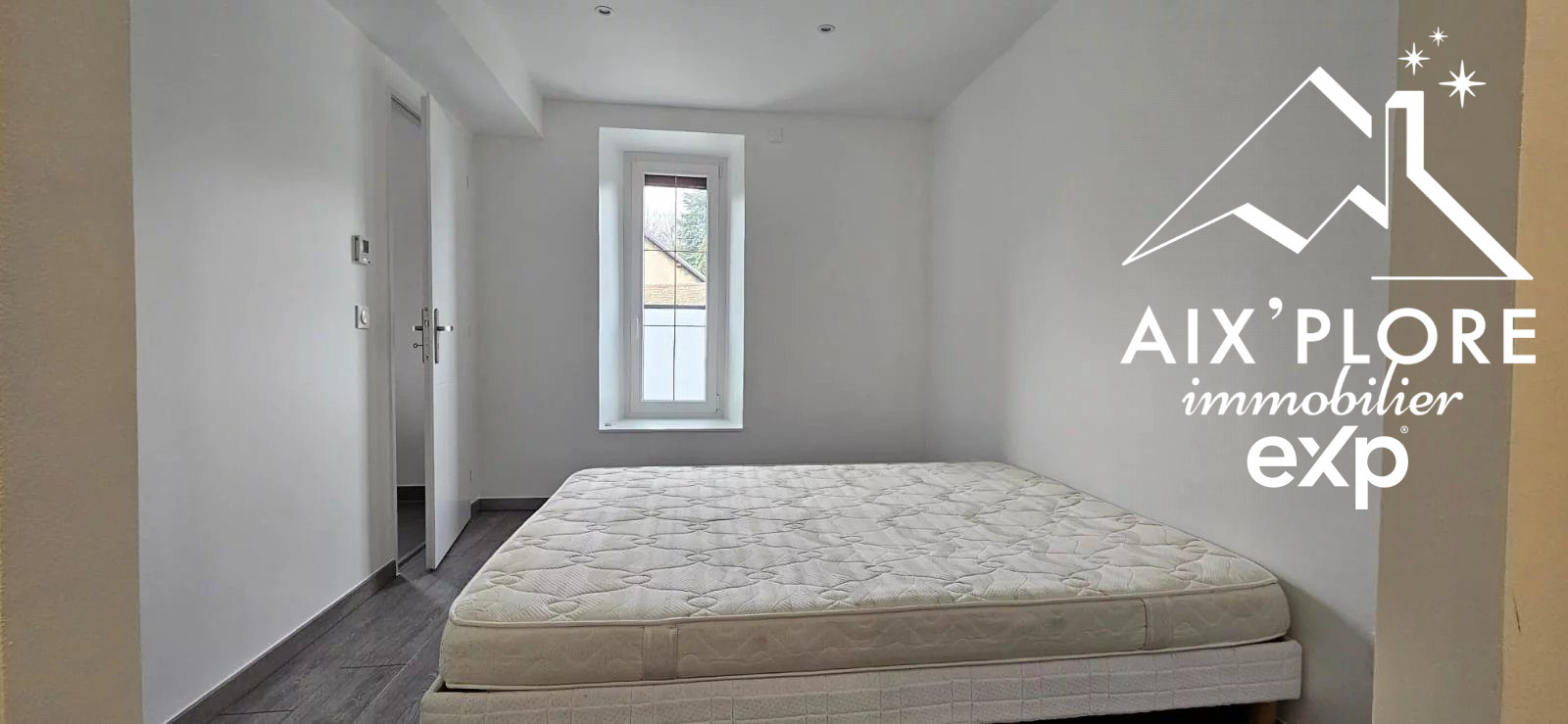 APPARTEMENT T4 DUPLEX BARBERAZ