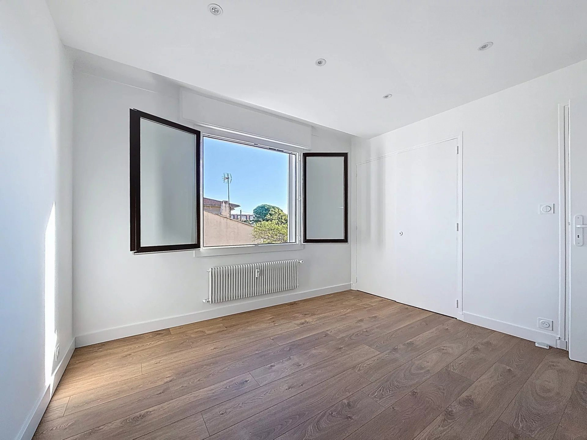 Apartment for sale in Fréjus, 83 m²