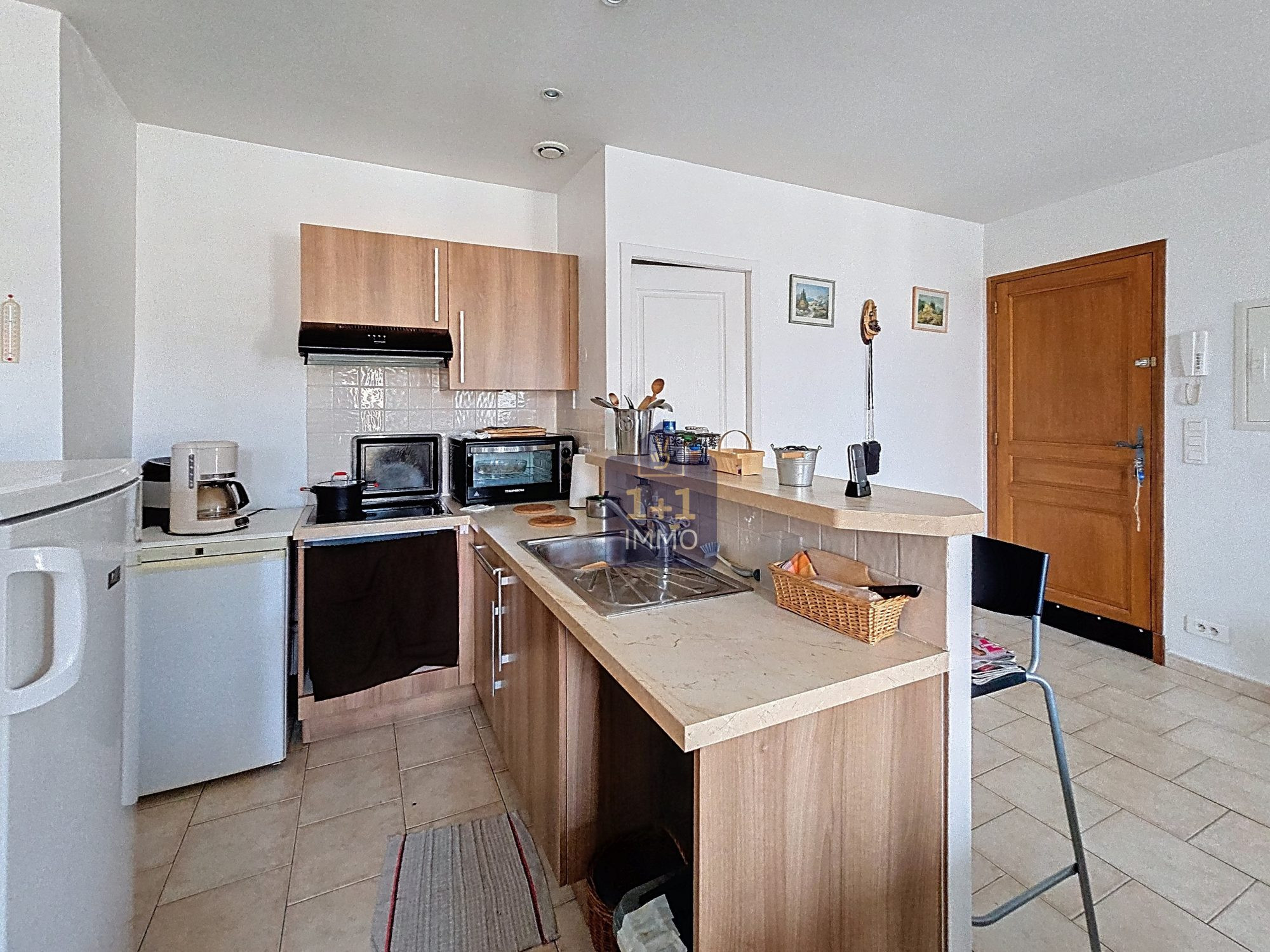 Charming Renovated Apartment 3