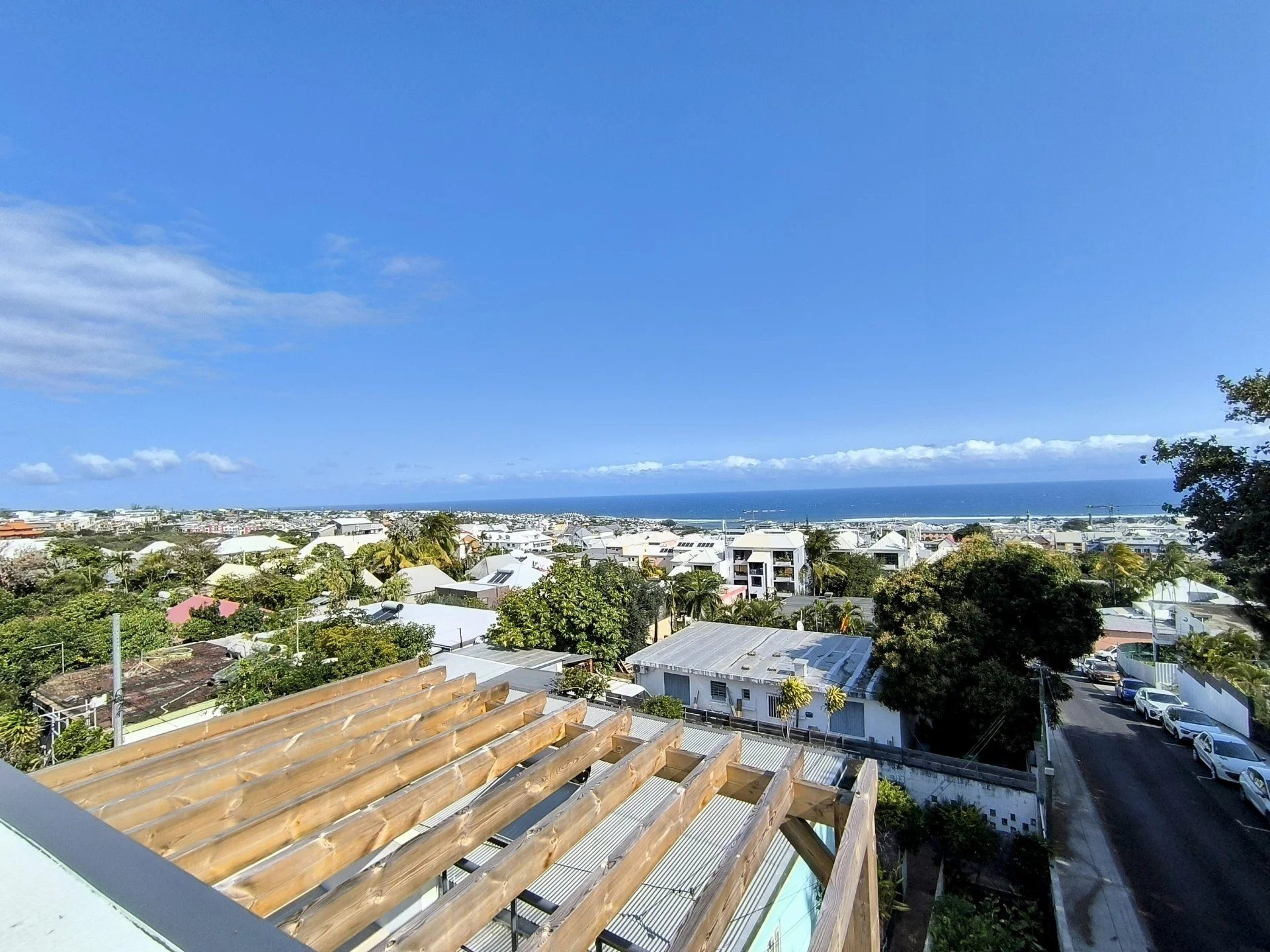 Appartement à vendre à Saint-Pierre, 99 m²