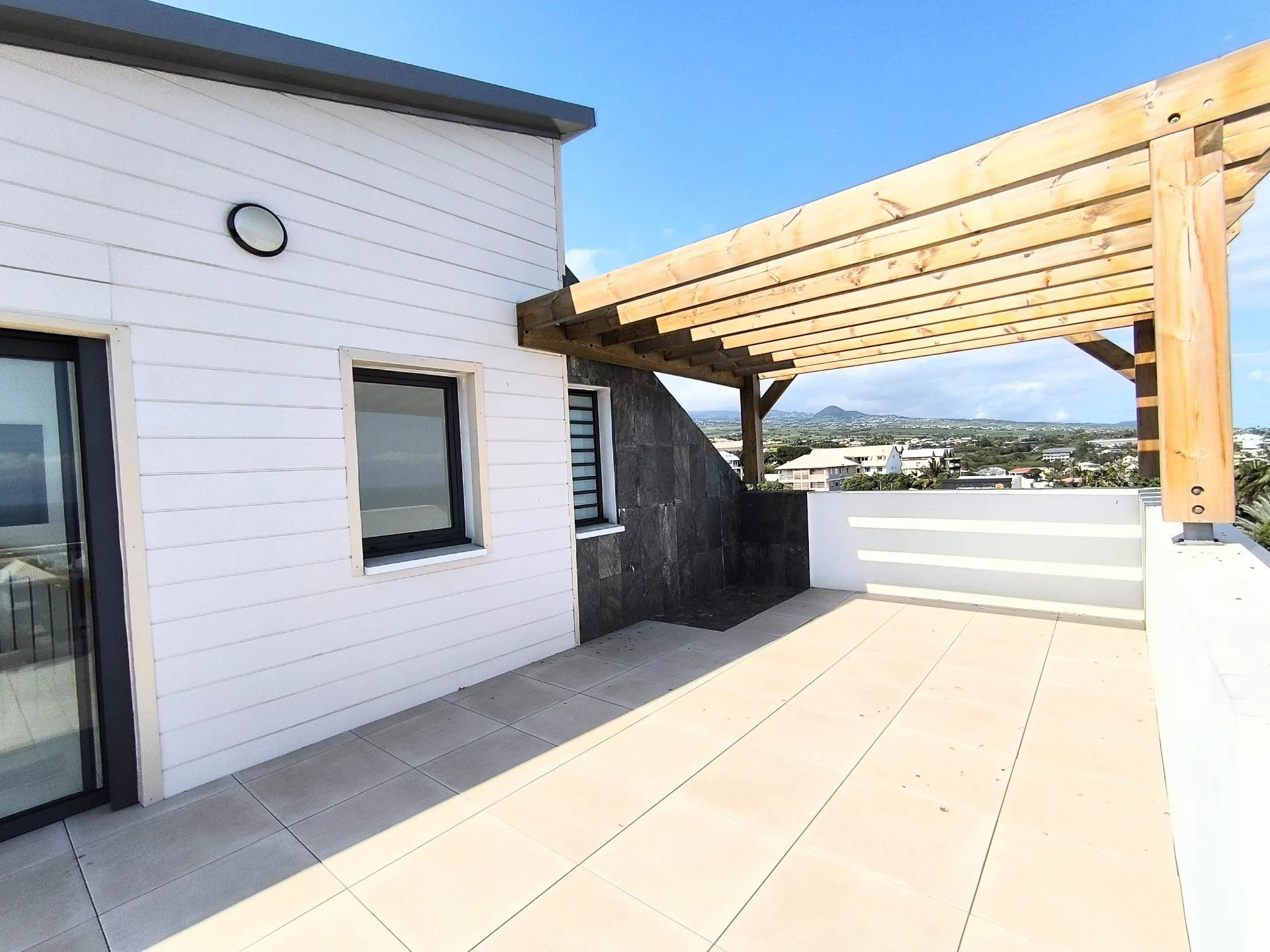 Appartement à vendre à Saint-Pierre, 99 m²