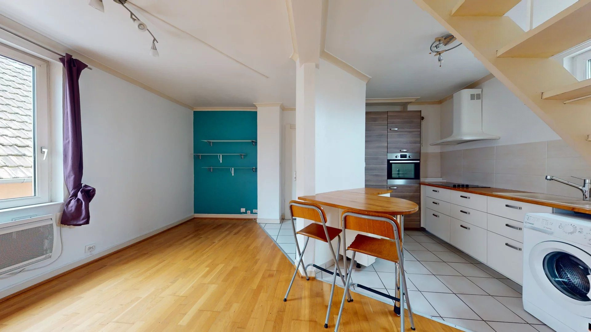 Charming 2-room duplex apartment with tenant 3