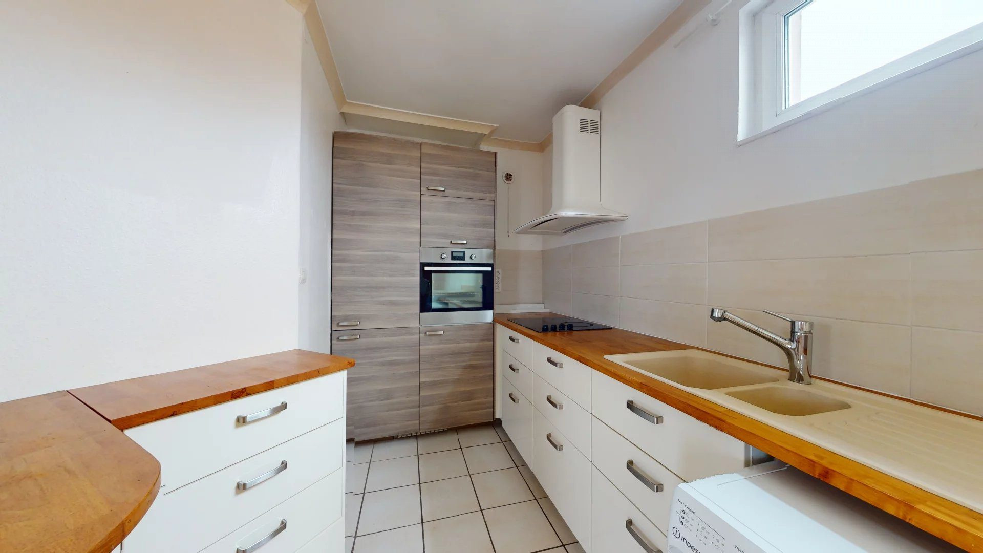 Charming 2-room duplex apartment with tenant 4