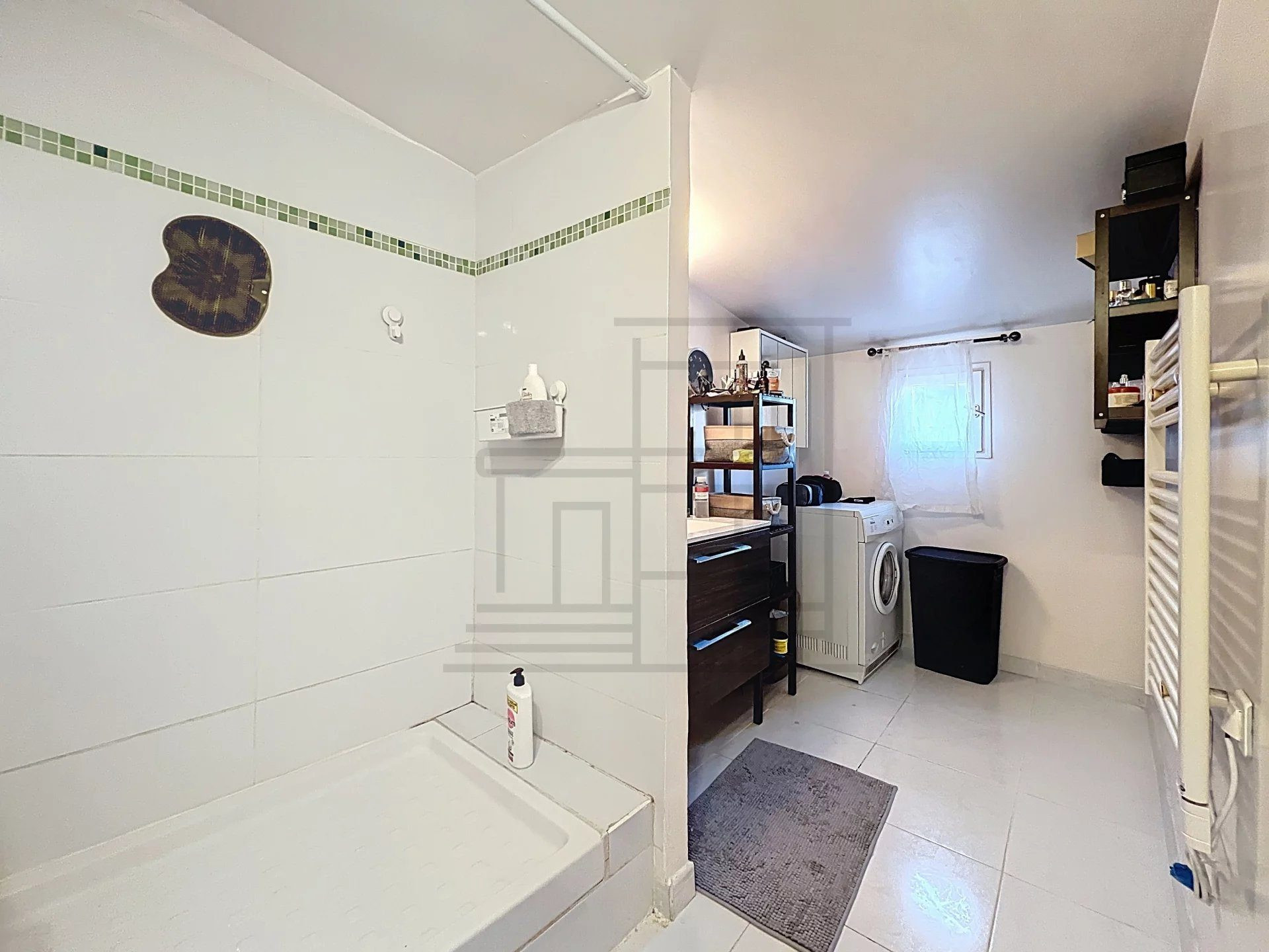 Appartement 3 pièces 77 m² · à Chambly · 77 m² · 180 000 €