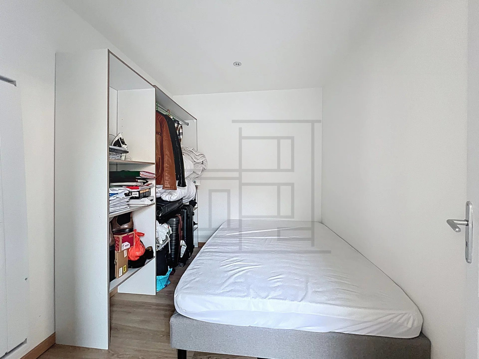 3-Bedroom Apartment with Outdoor Space 5