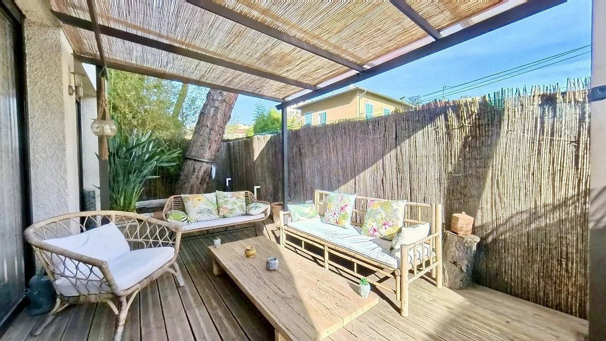 For Sale 2-Bedroom: Nice St Sylvestre | 47m² + Terrace 34m² | Tram 5 mins 3