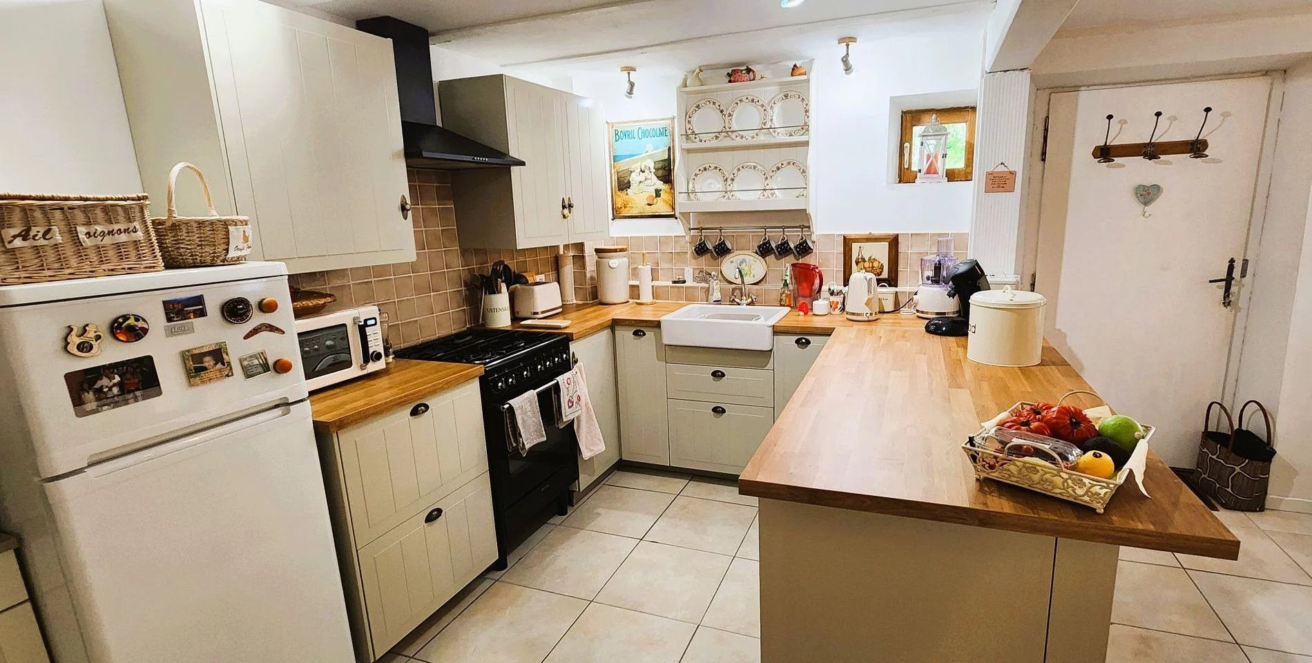 Village house in perfect condition with character 3