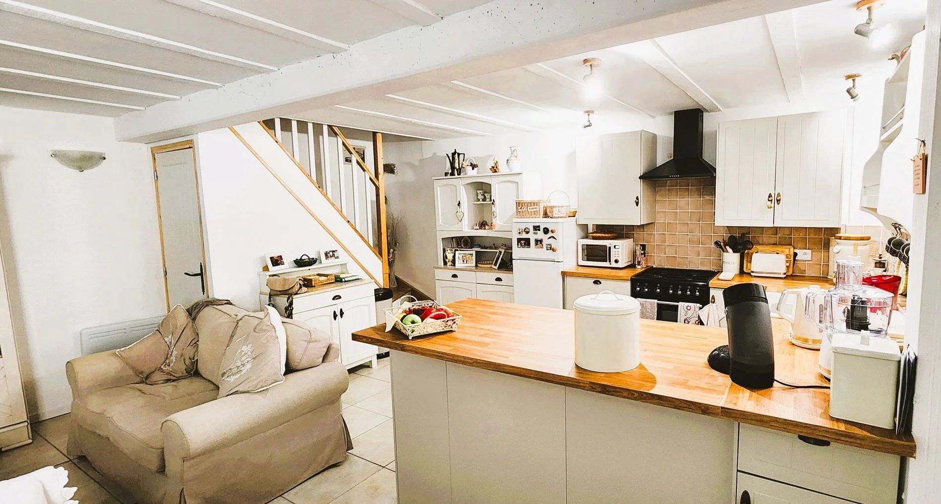 Village house in perfect condition with character 5
