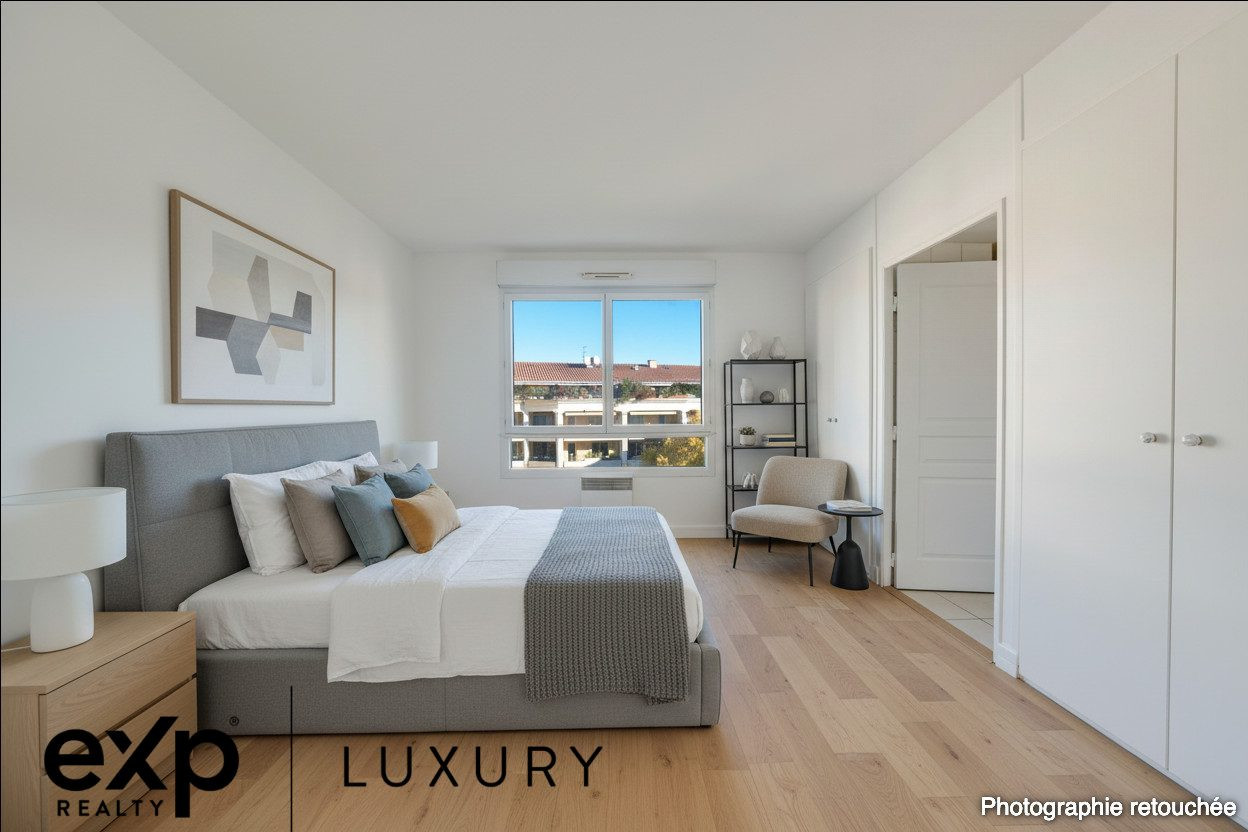 EXCEPTIONAL DUPLEX ALLÉES PROVENÇALES 5