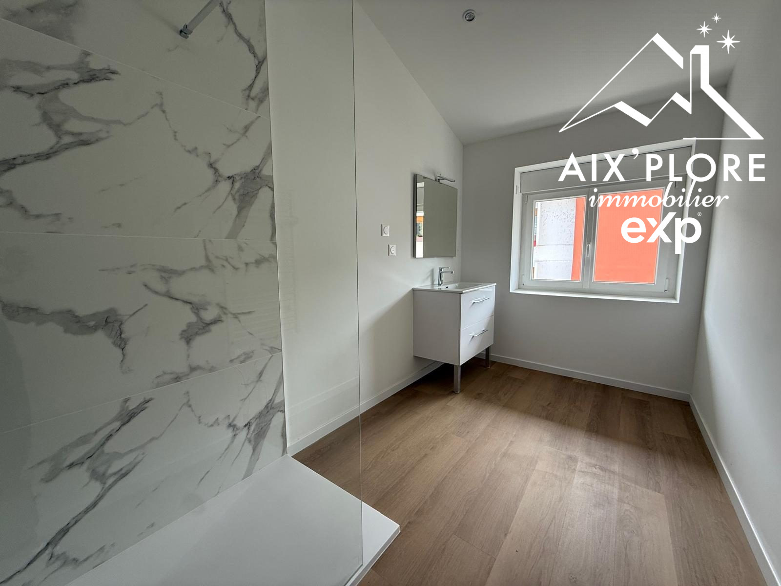 Appartement rénové de 87 m² avec garage – Cœur de Yenne