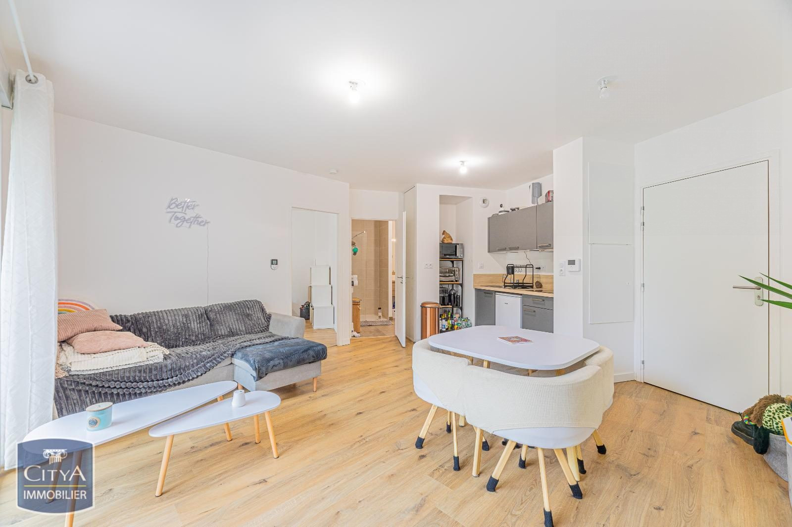 FOR SALE – Recent T2 with outdoor space – 2023 Residence in Tours North 5
