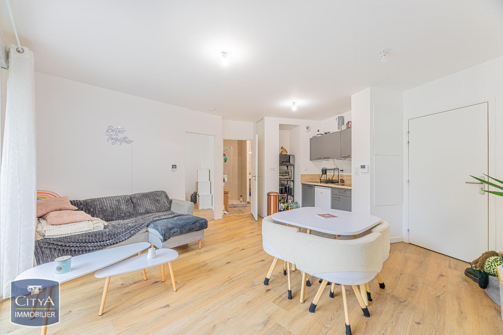 FOR SALE – Recent T2 with outdoor space – 2023 Residence in Tours North 5