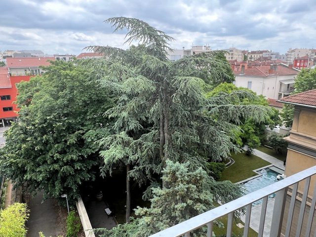 Apartment in Lyon 4
