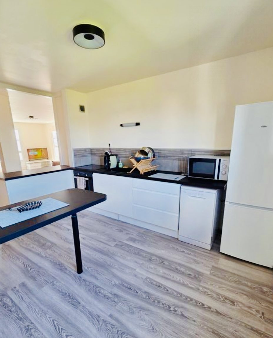 4-Room Apartment Hyper Centre Joué les Tours 4