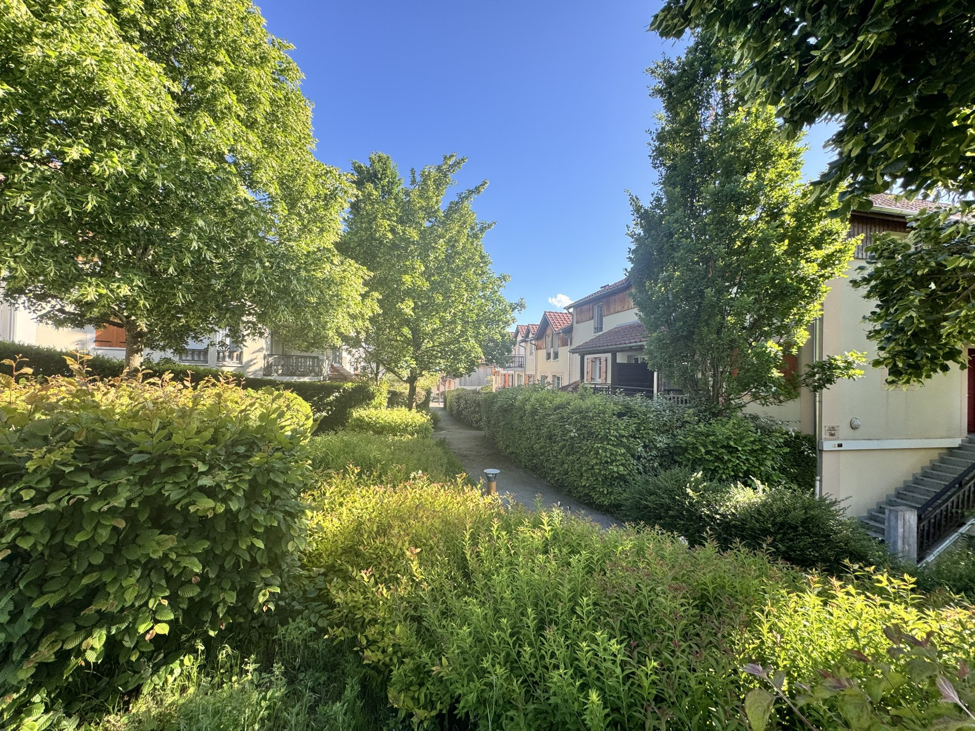 Villy-le-Pelloux (A41 3 min) – Bright T4 Top Floor with Balcony and Double Garage 3