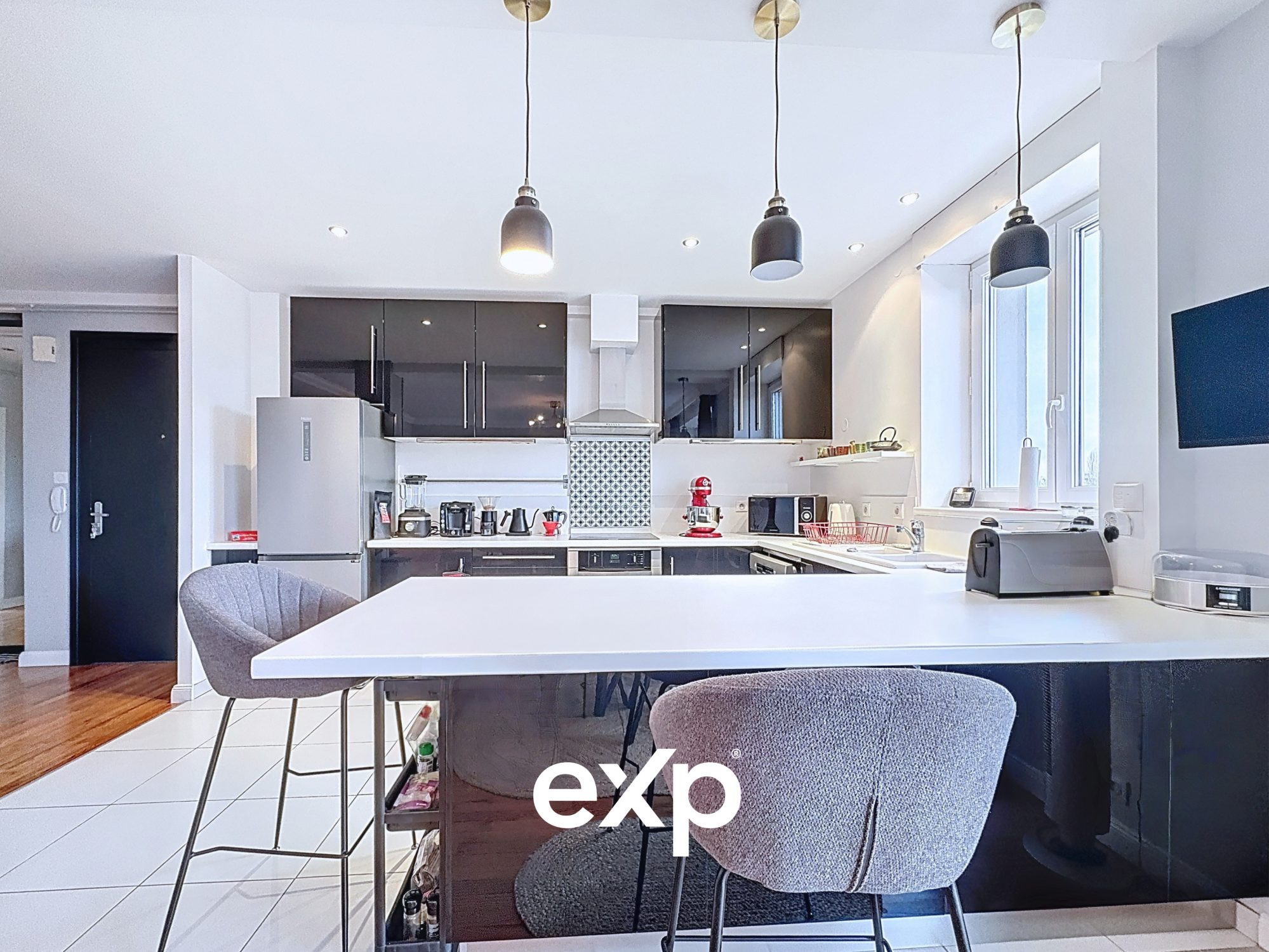 4-Room Apartment | 92m² | €254,000 5