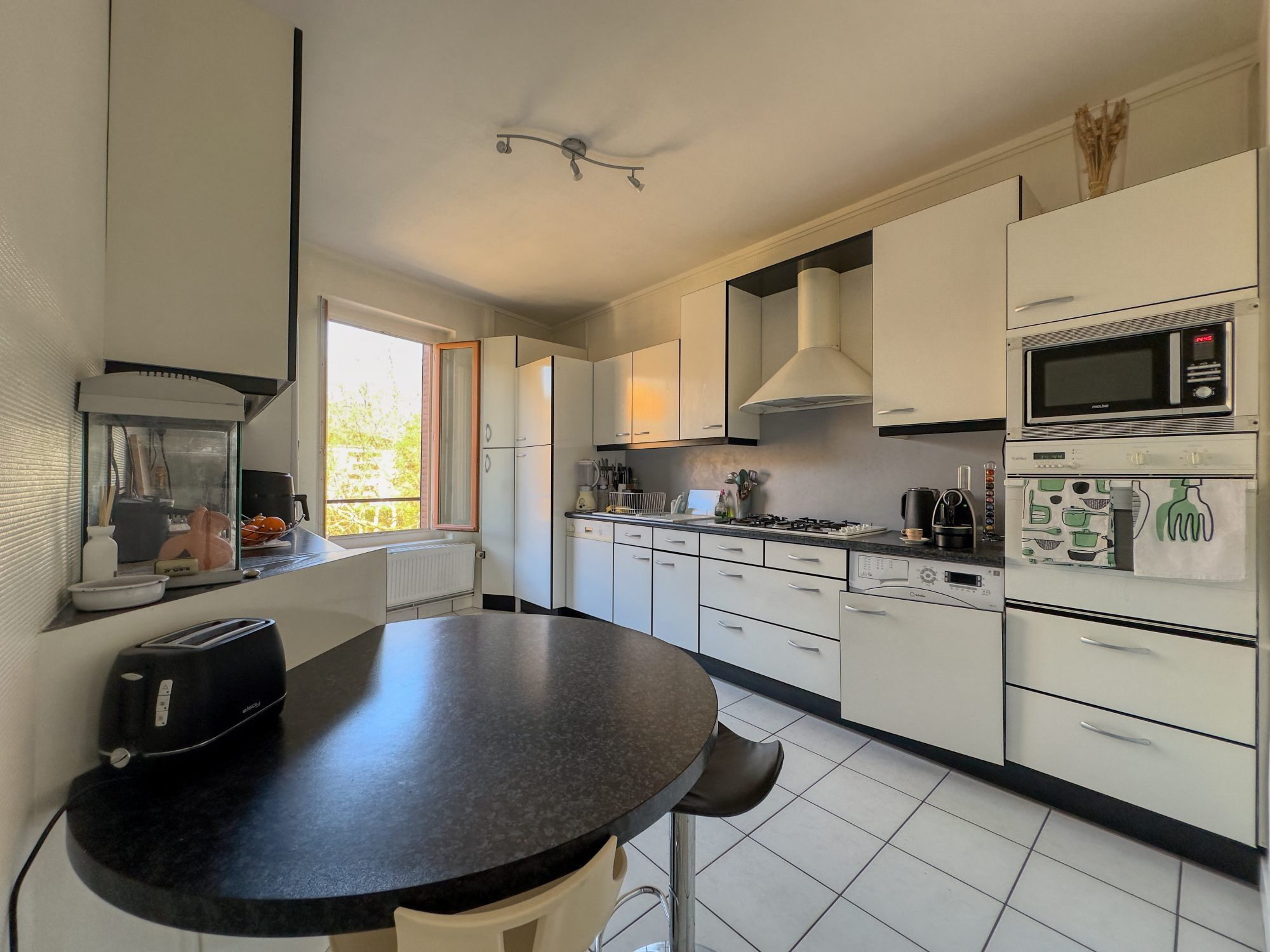 3-Room Apartment 83 m² - Private Garden 80 m² 3