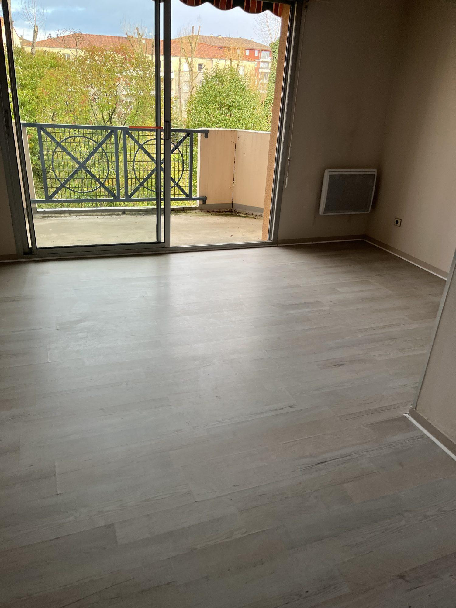 Appartement 1 pièce 28 m² · à Agen · 28 m² · 55 000 €