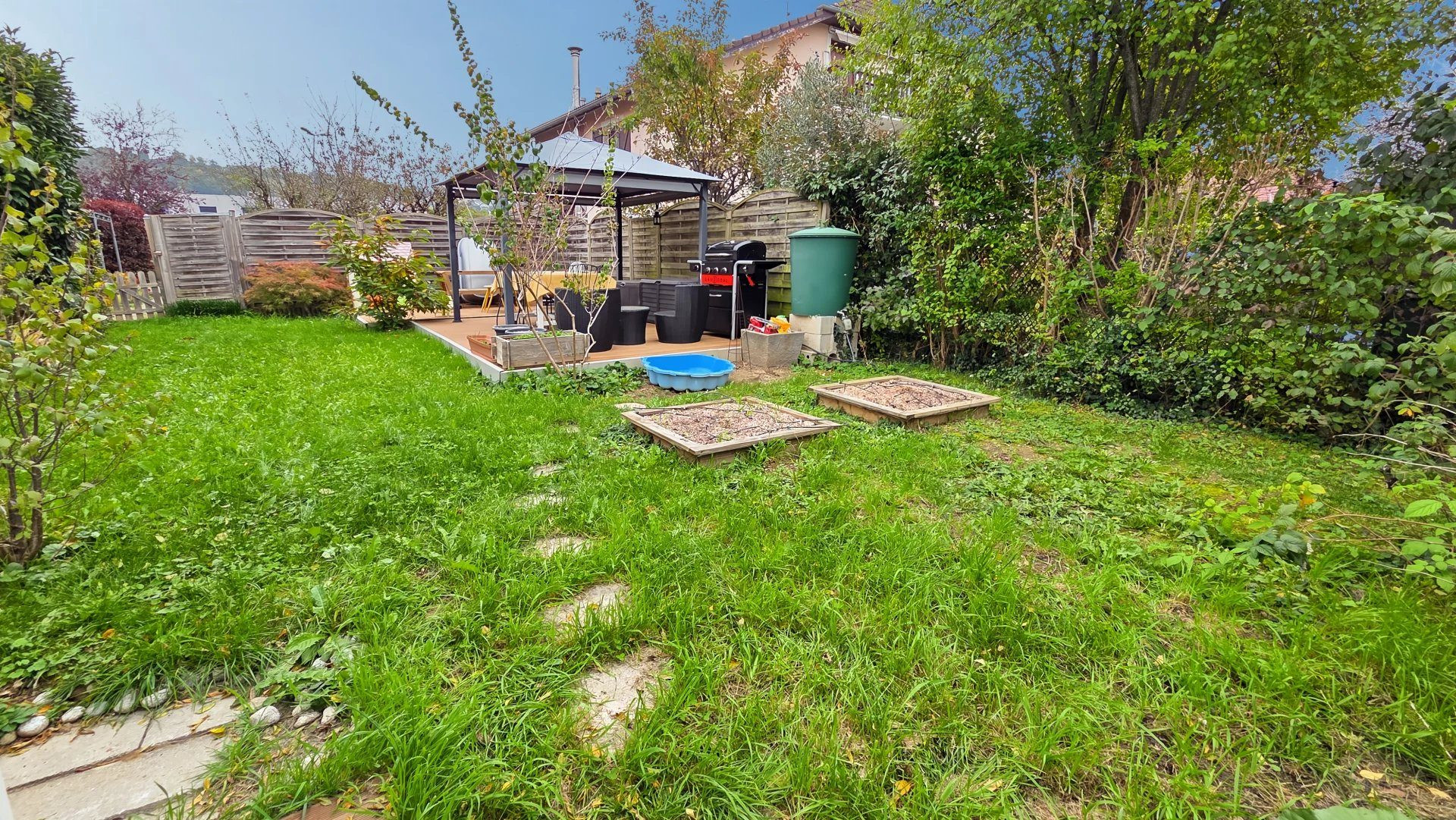 Superb bright T4 with Mont-Blanc view, garden and parking 4