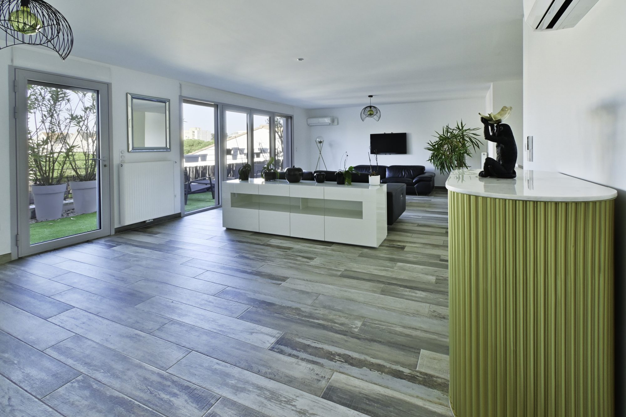 SUPERBE APPARTEMENT A DEUX PAS DES PLAGES