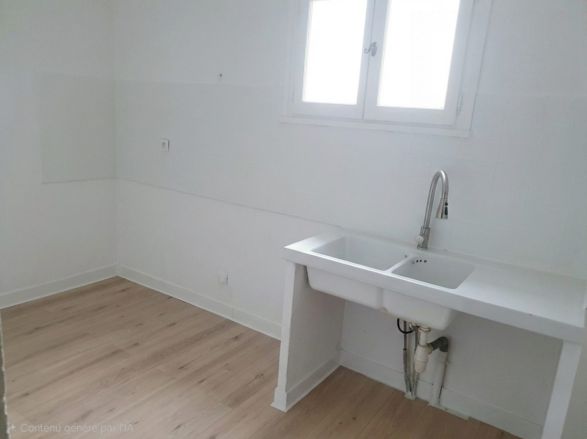 APARTMENT - 2 ROOMS - TOWN CENTER DISTRICT - 3