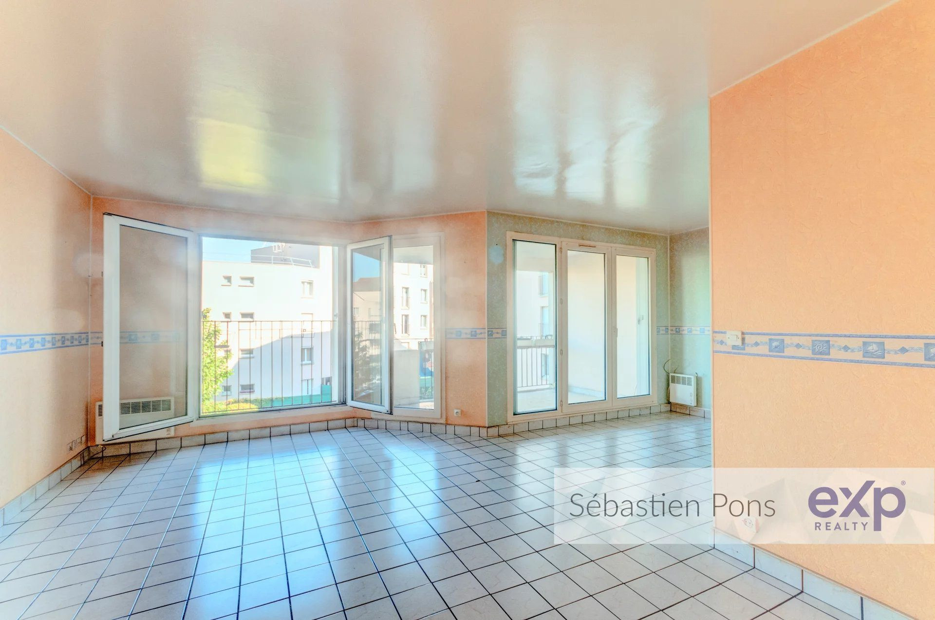 Appartement à vendre à Viry-Châtillon, 74 m²