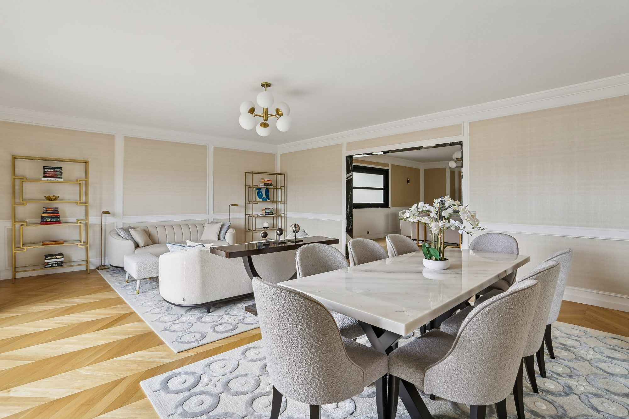 Appartement à vendre à Paris, 266 m²