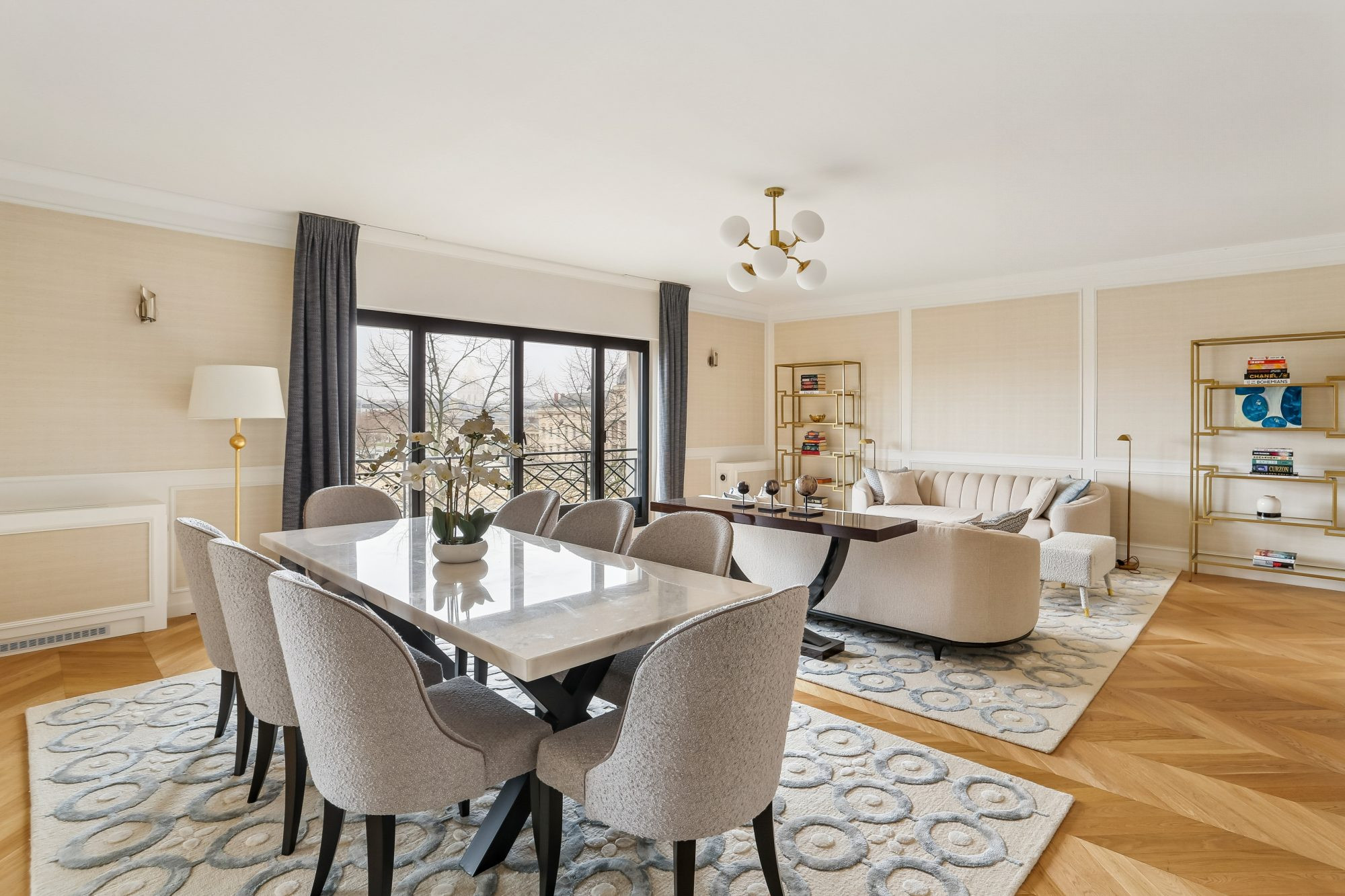 Appartement à vendre à Paris, 266 m²