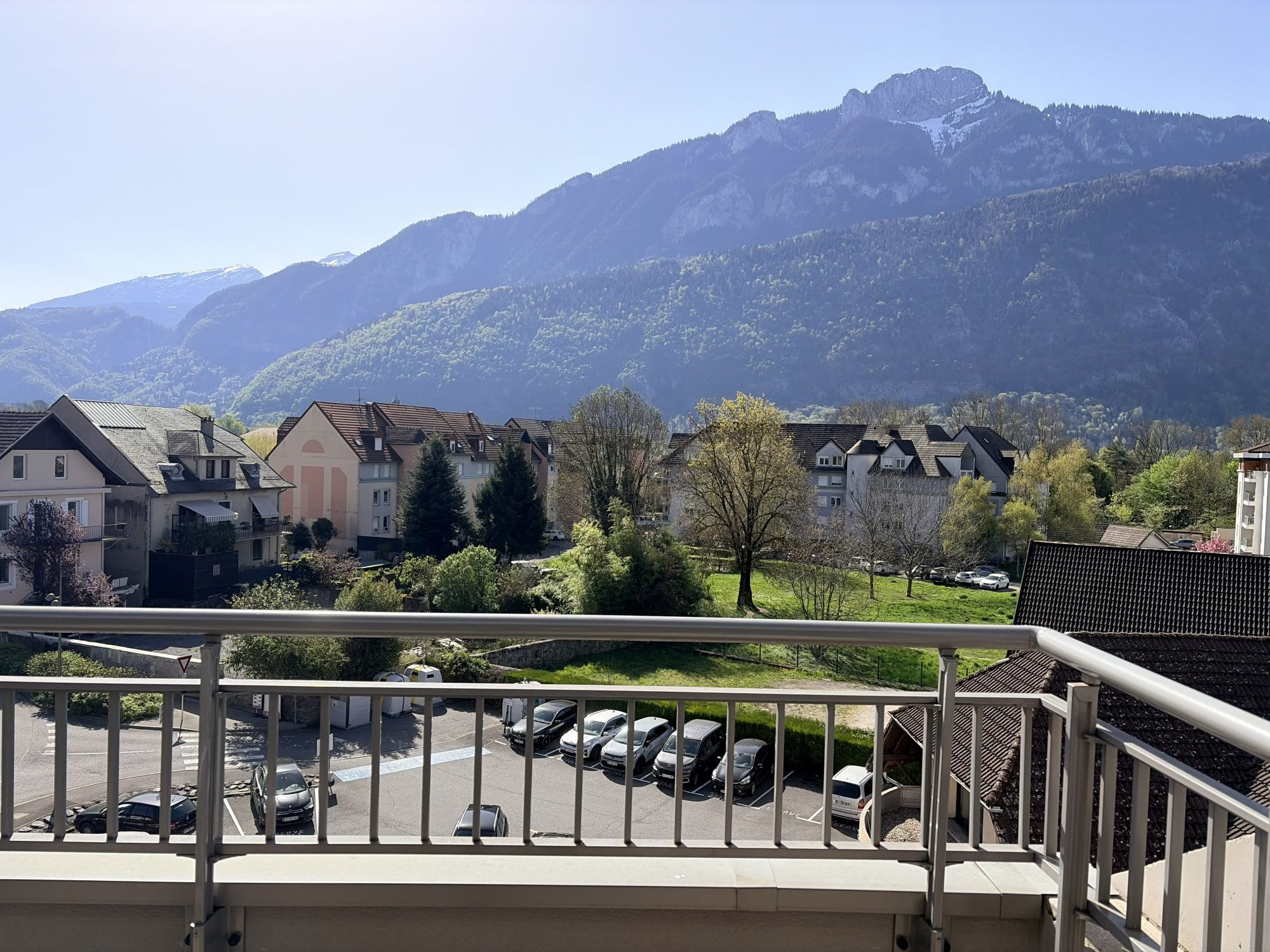 Appartement T4 dernier étage Bonneville : terrasses, vue dégagée, garage, ascenseur (2021)