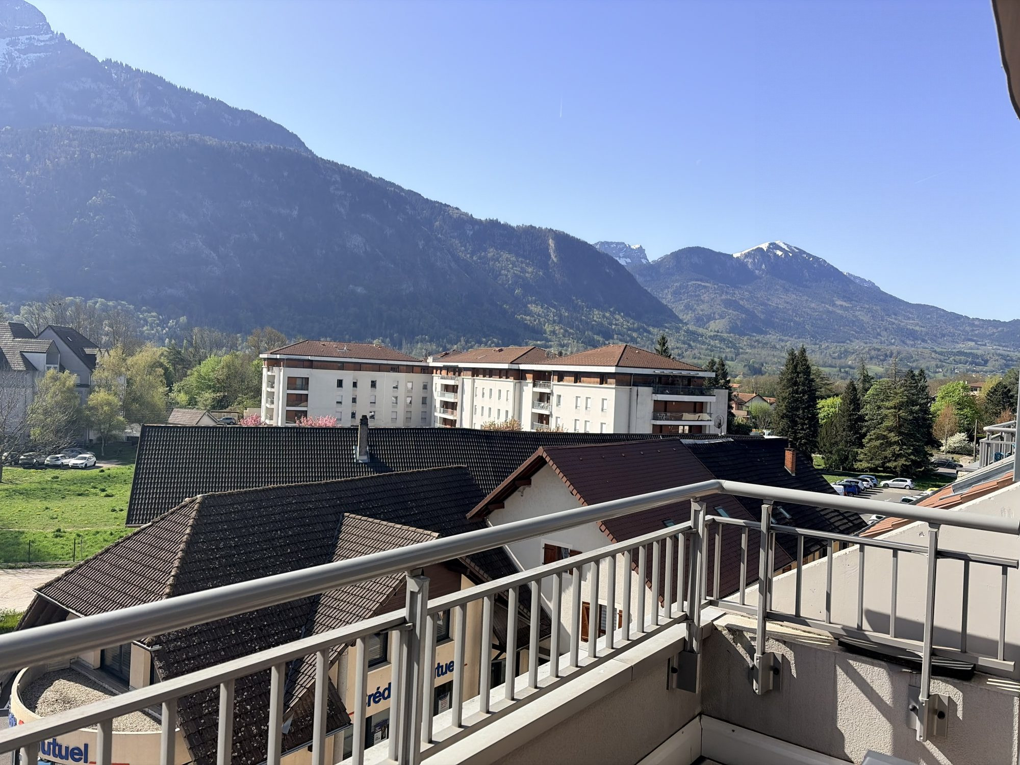 Appartement T4 dernier étage Bonneville : terrasses, vue dégagée, garage, ascenseur (2021)