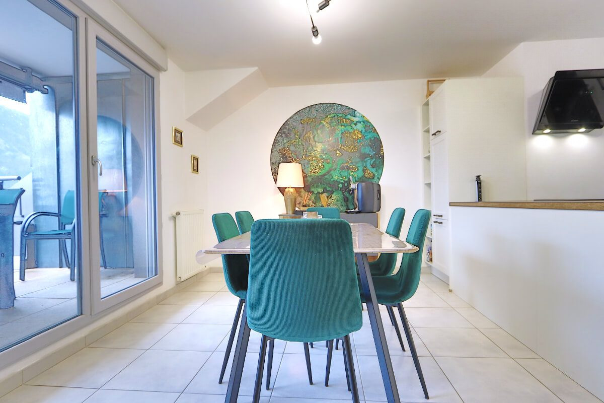 Appartement T4 dernier étage Bonneville : terrasses, vue dégagée, garage, ascenseur (2021)