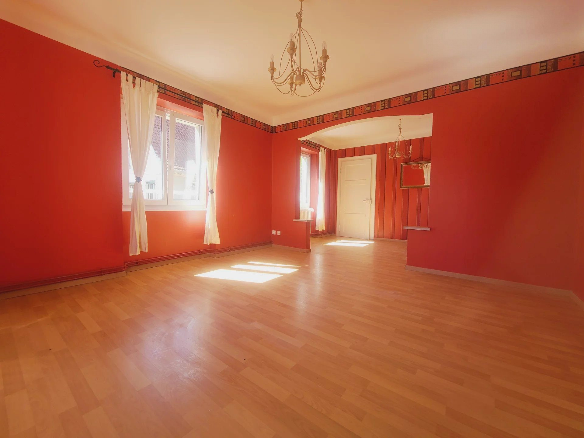 Appartement lumineux, 2 chambres potentiel 3 chambres