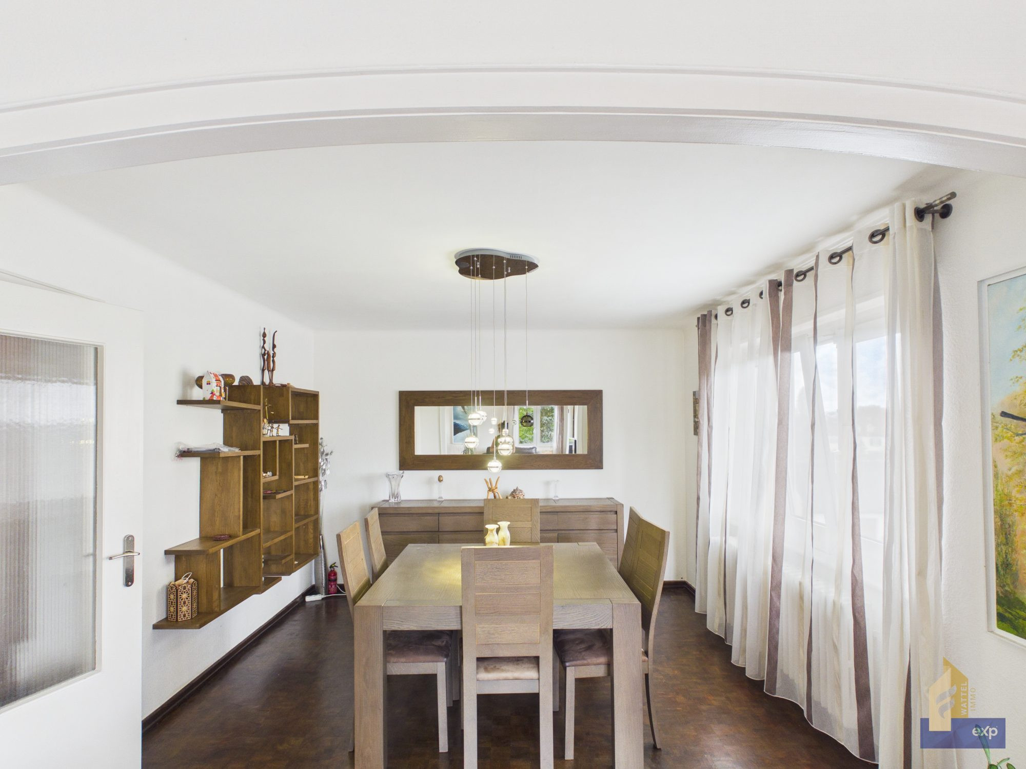 Bright apartment very well located 3