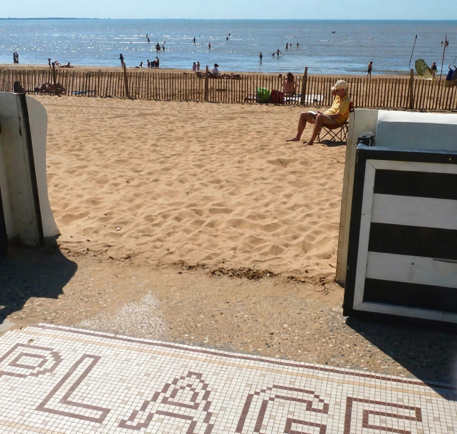 CHÂTELAILLON-PLAGE – OPPORTUNITY JUST STEPS FROM THE OCEAN 3