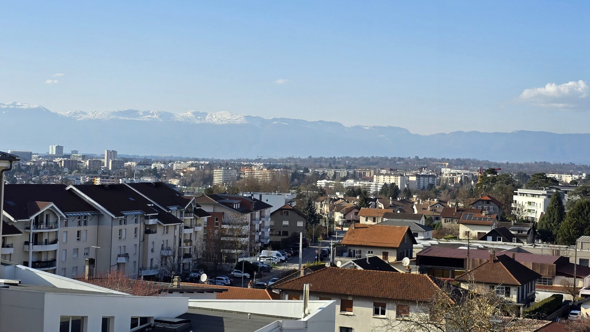 Charmant T4 vue dégagée sur le Jura