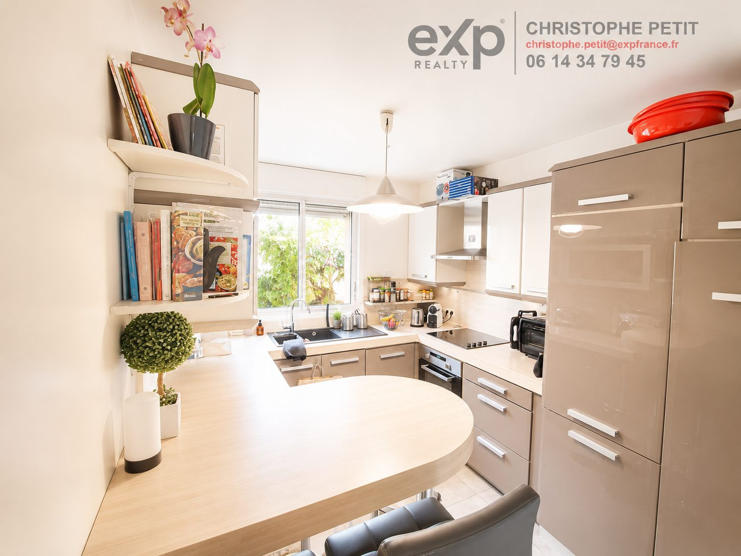 Appartement 4 pièces 100 m² · à Levallois-Perret · 100 m² · 1 038 000 €